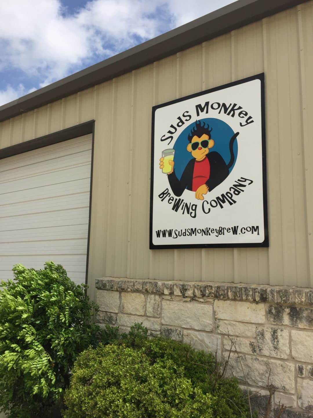 Suds Monkey Brewing Company - Texas Craft Brewery Profile